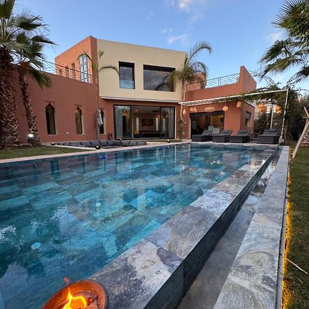 Villa Mattia Piscine Chauffee Sans Vis A Vis Marrakesh Bagian luar foto